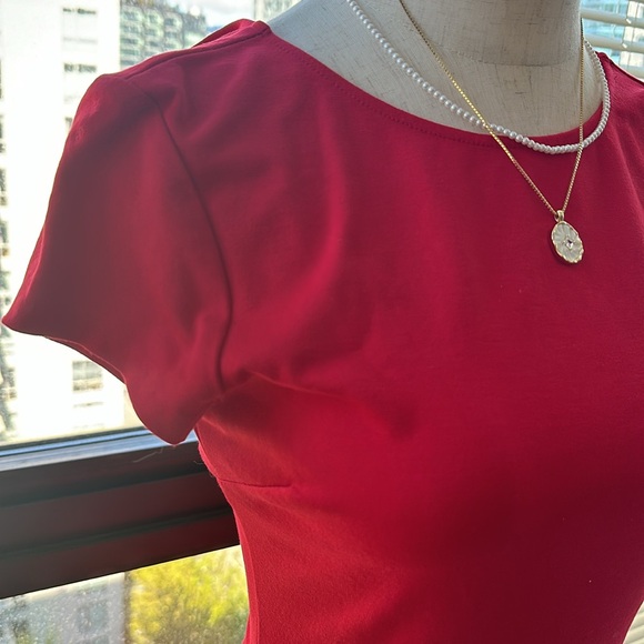 Elegent dress - Picture 1 of 5